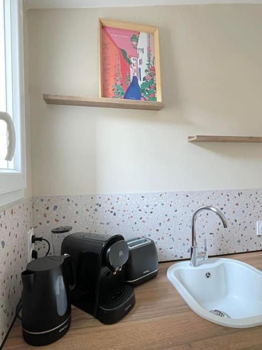 - Le Bac A Sables - Studio Au Coeur D'Arago 莱萨布勒-多洛讷 外观 照片
